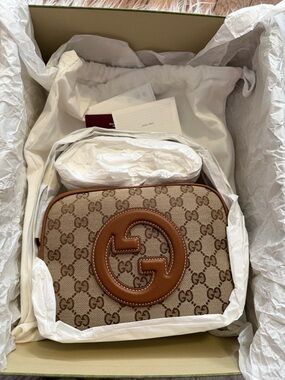 Gucci Blondie Small Camera Bag Full Inclusion